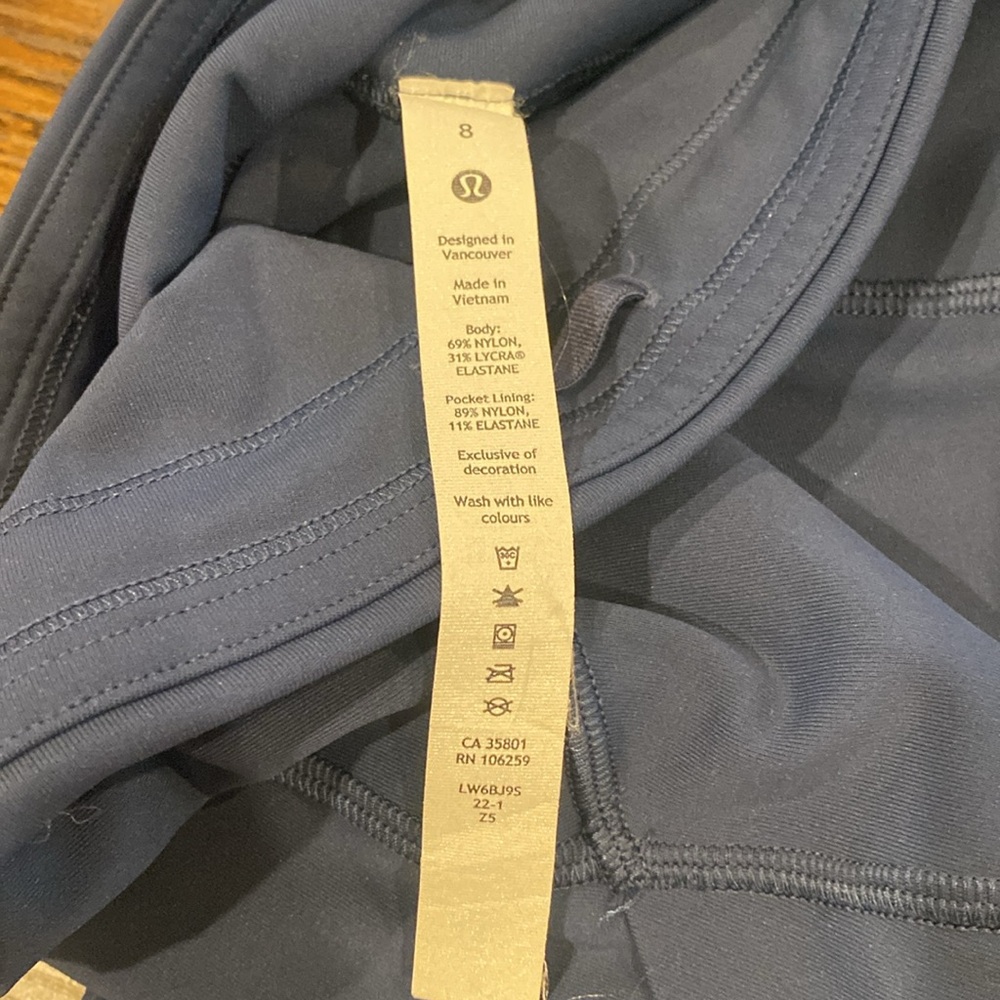 Lululemon Athletica Navy Leggings. Brand new. No tags. - Picture 5 of 5
